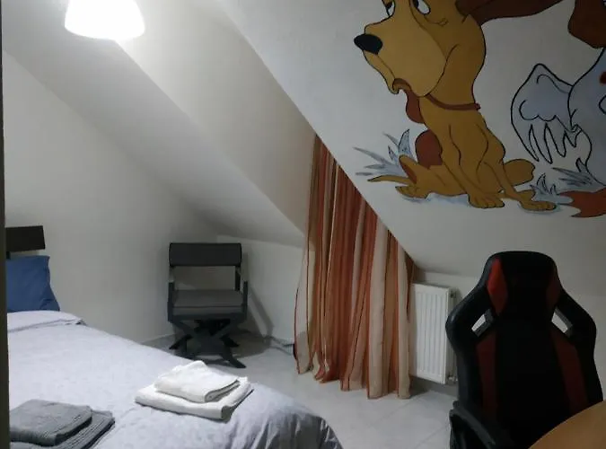 Mina\'S Apartment